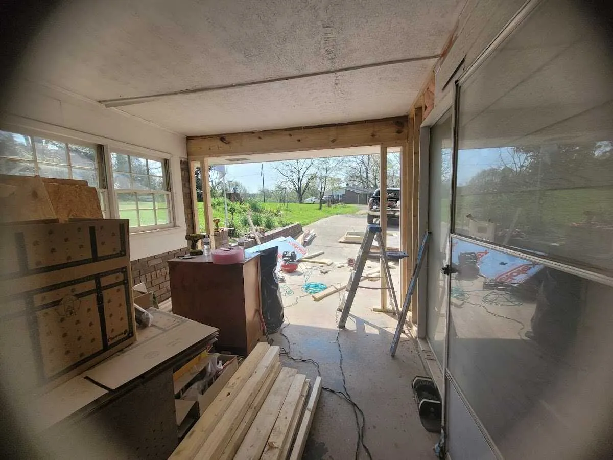 Air movers and dehumidifier for Drying & Dehumidification in Forest Glen